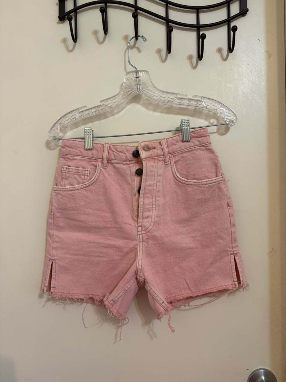 Zara Pink Button-Fly Denim Shorts with Frayed Split Hem